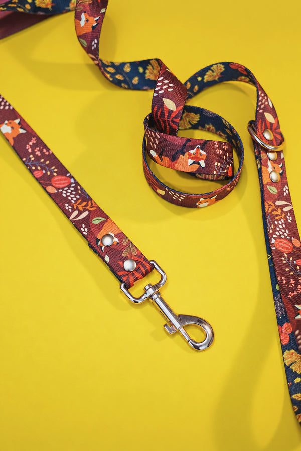 What The Fox red fox print dog lead with a metal clip