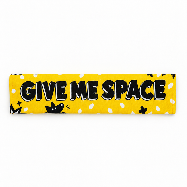 Yellow Give Me Space dog lead sleeve for nervous dogs who need space.